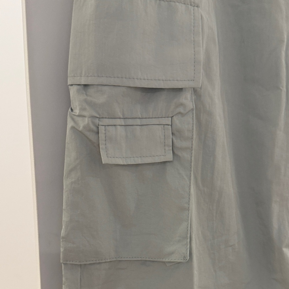 Gray Cargo Pants - Picture 4 of 6